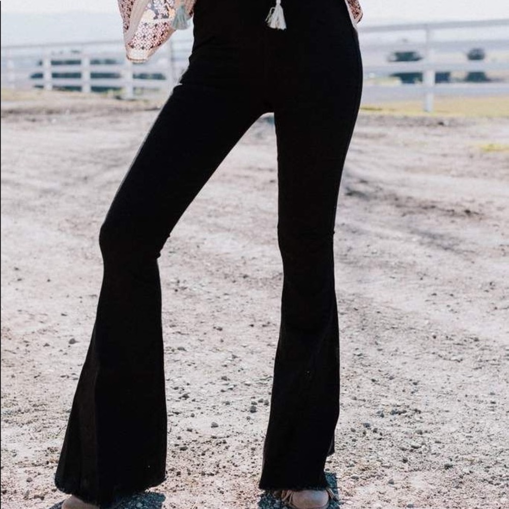 NWOT Janis Bell Botton Jean Black